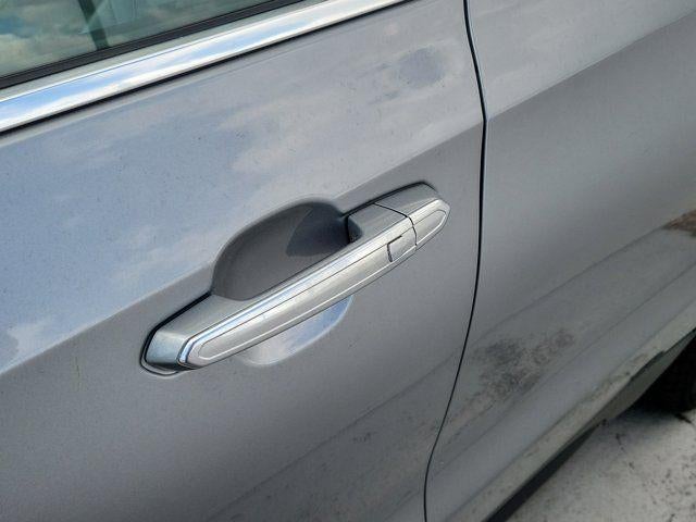 2023 Cadillac XT4 FWD Luxury