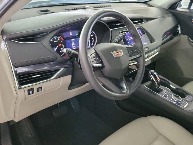 2023 Cadillac XT4 FWD Luxury