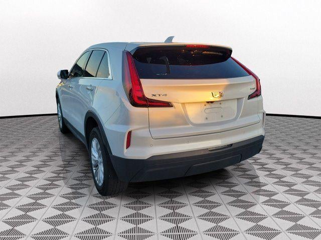 2024 Cadillac XT4 FWD Luxury