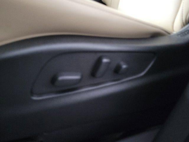 2024 Cadillac XT4 FWD Luxury