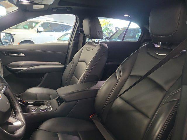 2024 Cadillac XT4 FWD Premium Luxury