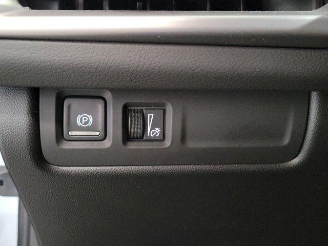 2024 Cadillac XT4 FWD Premium Luxury