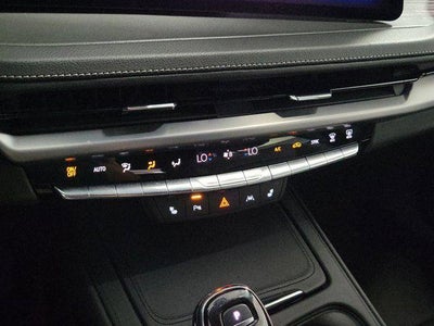 2024 Cadillac XT4 FWD Premium Luxury