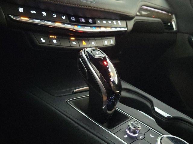 2023 Cadillac XT4 FWD Premium Luxury