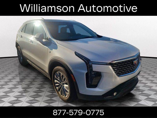 2024 Cadillac XT4 FWD Premium Luxury