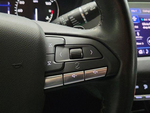 2023 Cadillac XT4 FWD Premium Luxury