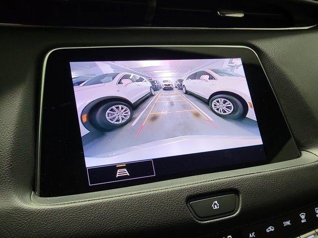 2023 Cadillac XT4 FWD Premium Luxury