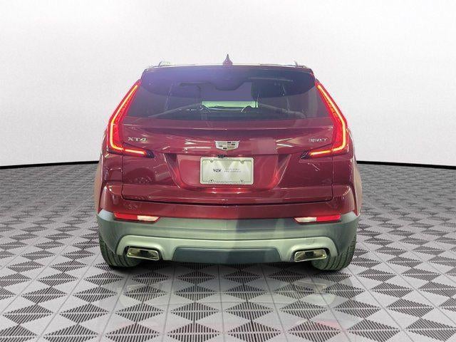 2022 Cadillac XT4 FWD Premium Luxury