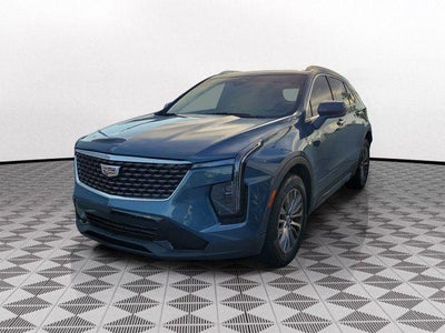 2024 Cadillac XT4 FWD Premium Luxury