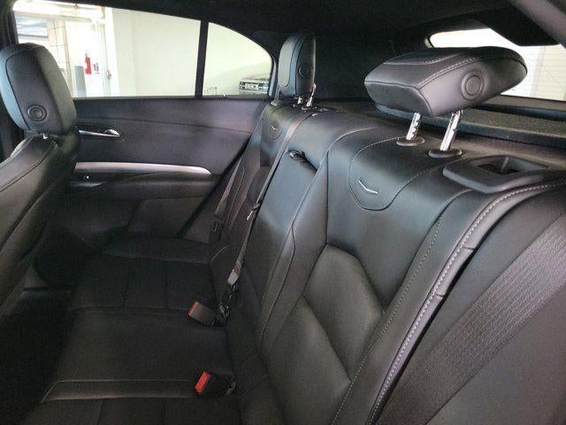 2023 Cadillac XT4 FWD Premium Luxury