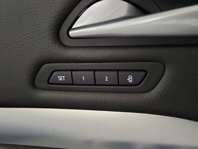 2023 Cadillac XT4 FWD Premium Luxury