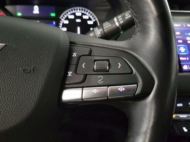 2023 Cadillac XT4 FWD Premium Luxury