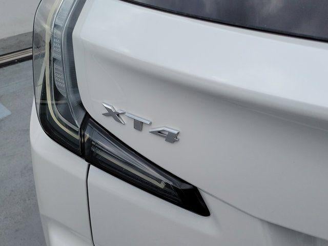2022 Cadillac XT4 FWD Sport