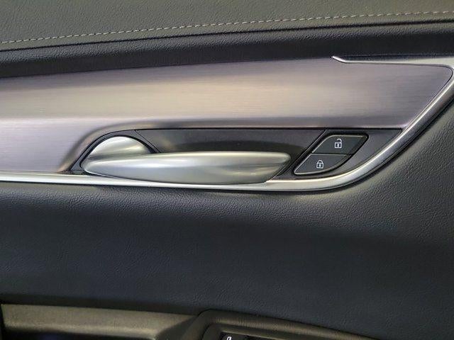 2023 Cadillac XT5 FWD Luxury