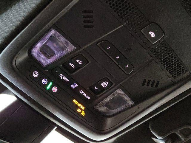 2022 Cadillac XT5 FWD Premium Luxury