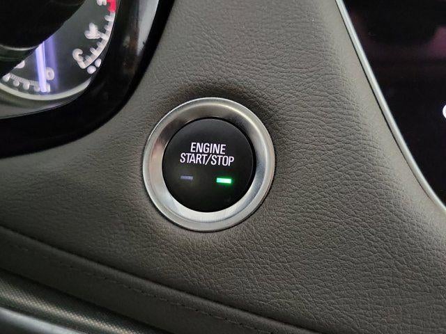 2022 Cadillac XT5 FWD Premium Luxury