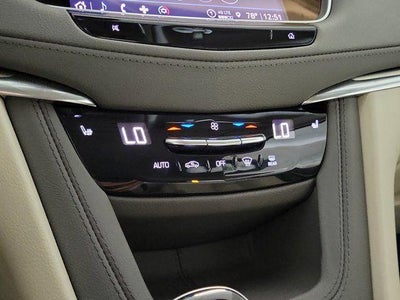 2022 Cadillac XT5 FWD Premium Luxury