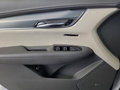 2022 Cadillac XT5 FWD Premium Luxury