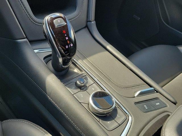 2024 Cadillac XT5 FWD Premium Luxury