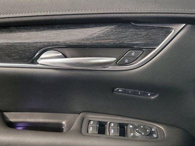 2022 Cadillac XT5 FWD Premium Luxury