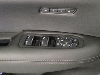 2022 Cadillac XT5 FWD Premium Luxury