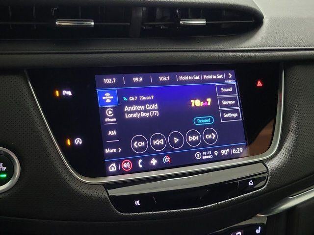 2022 Cadillac XT5 FWD Premium Luxury