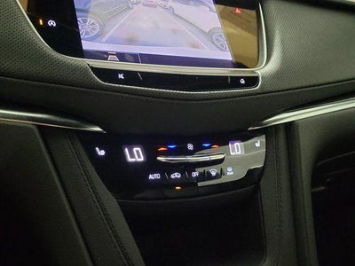 2022 Cadillac XT5 FWD Premium Luxury