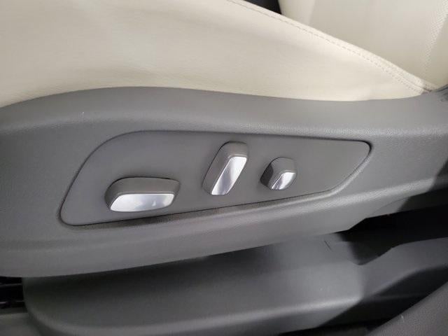 2024 Cadillac XT5 AWD Premium Luxury