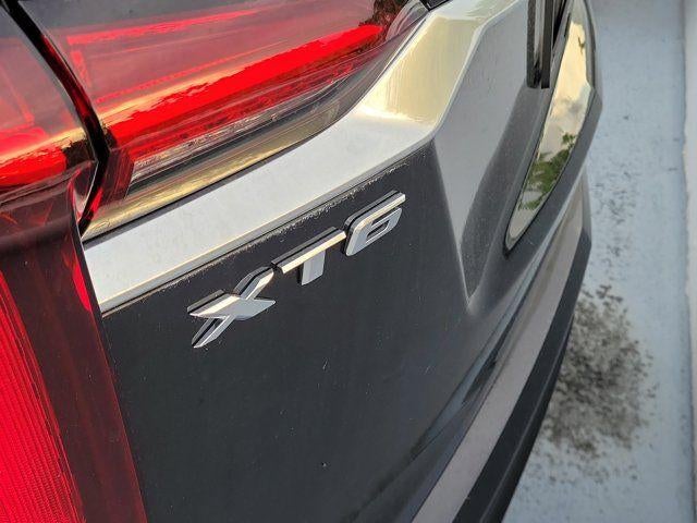 2023 Cadillac XT6 FWD Premium Luxury