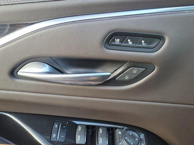 2022 Cadillac Escalade ESV Premium Luxury