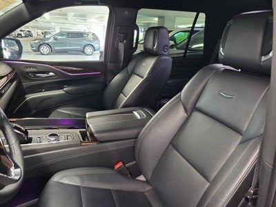 2023 Cadillac Escalade 4WD Luxury