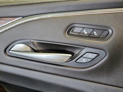 2023 Cadillac Escalade 4WD Luxury