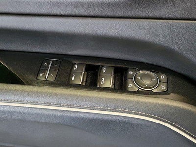 2023 Cadillac Escalade 4WD Luxury