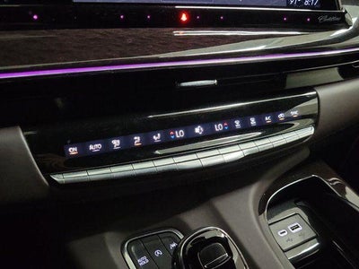 2024 Cadillac Escalade ESV 4WD Premium Luxury Platinum