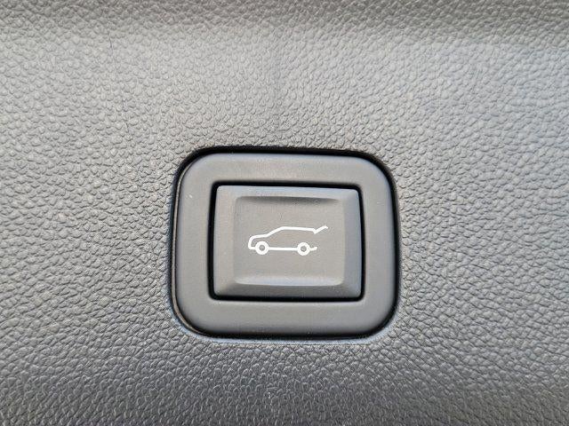 2023 Cadillac Escalade ESV 4WD Sport Platinum