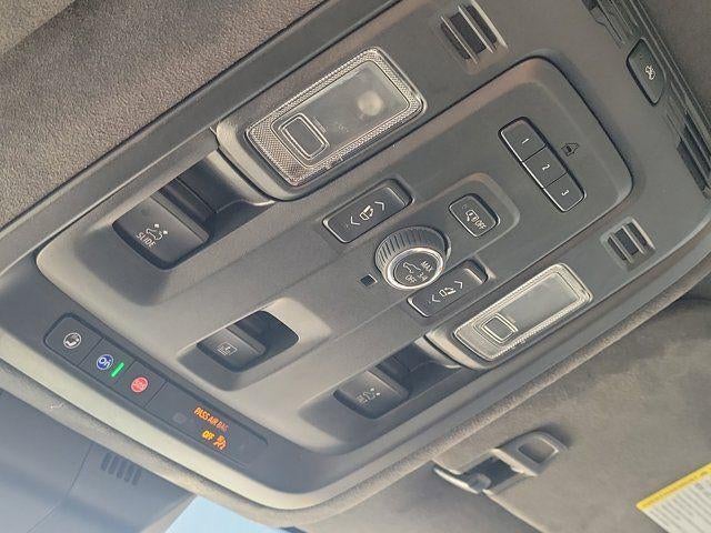 2023 Cadillac Escalade ESV 4WD Sport Platinum