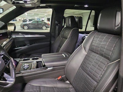 2025 Cadillac Escalade AWD V-Series