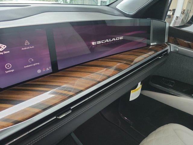 2026 Cadillac Escalade ESV 4WD Platinum Luxury