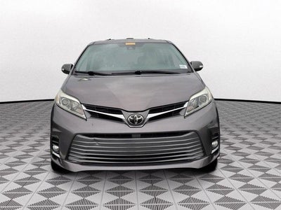 2018 Toyota Sienna L