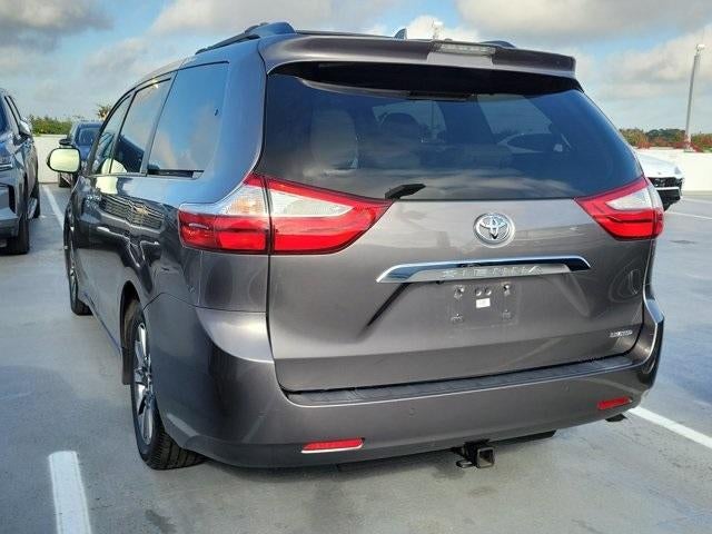 2018 Toyota Sienna L