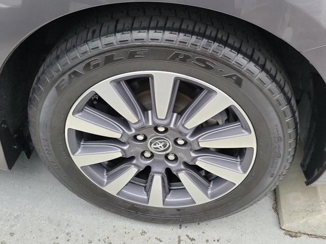 2018 Toyota Sienna L