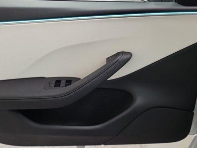 2025 Tesla Model 3 Standard