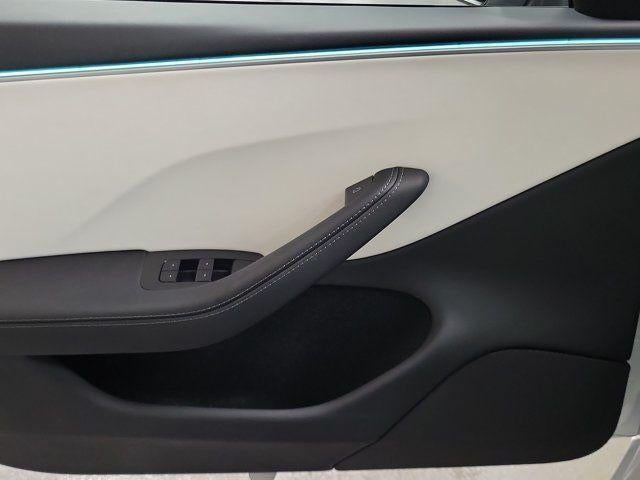 2025 Tesla Model 3 Standard