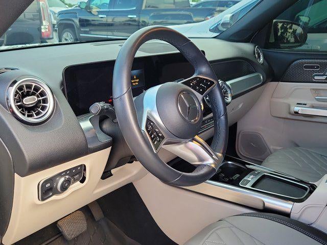 2025 Mercedes-Benz GLB 250