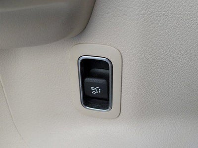 2025 Mercedes-Benz GLB 250